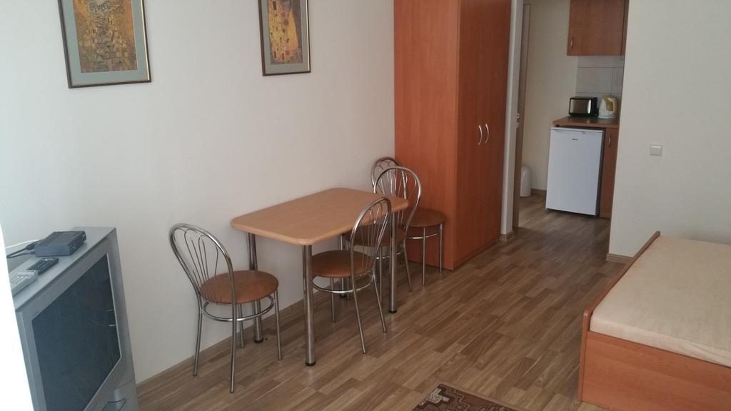 Pas Roma Hotel Šventoji Екстериор снимка